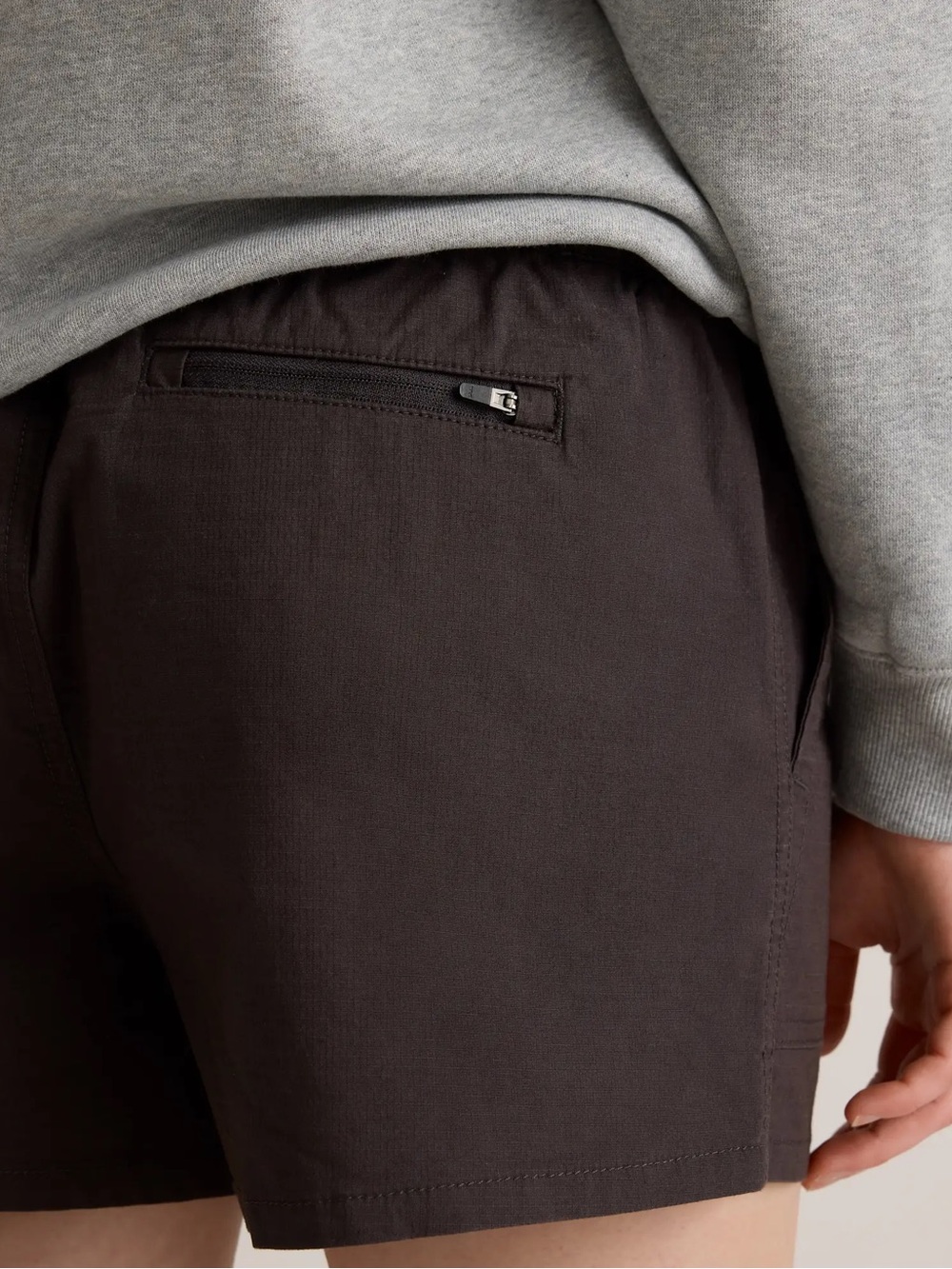 QUINCE organic stretch ripstop shorts - Picture 3 of 7
